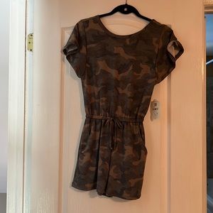 NWT. Altar’d State camo romper. Size XS.